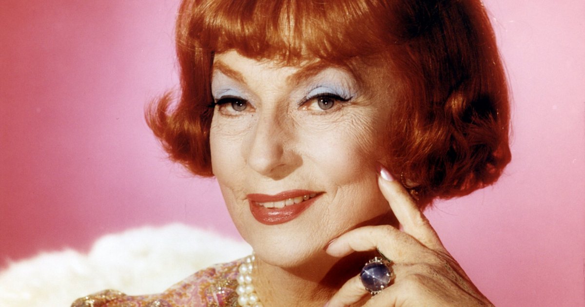 Photo of ‘Bewitched’ Agnes Moorehead Had Multiple Secret Affairs with Women despite 2 Marriages with Men