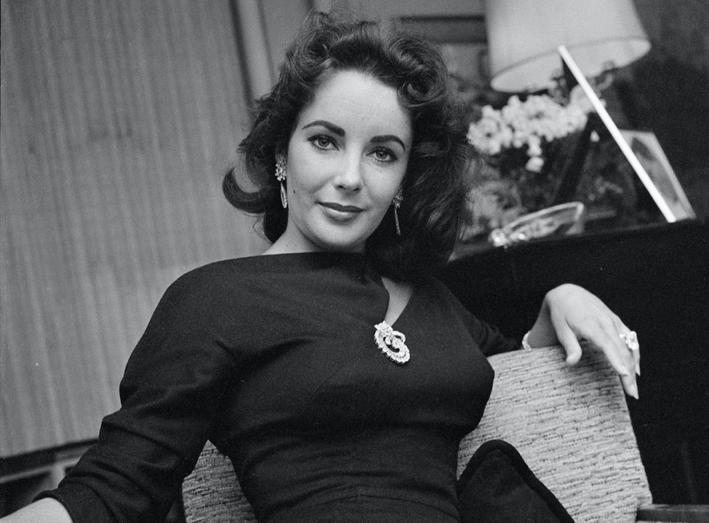 Photo of Elizabeth Taylor Was Publicly Denounced by the Vatican for One of Her Affairs