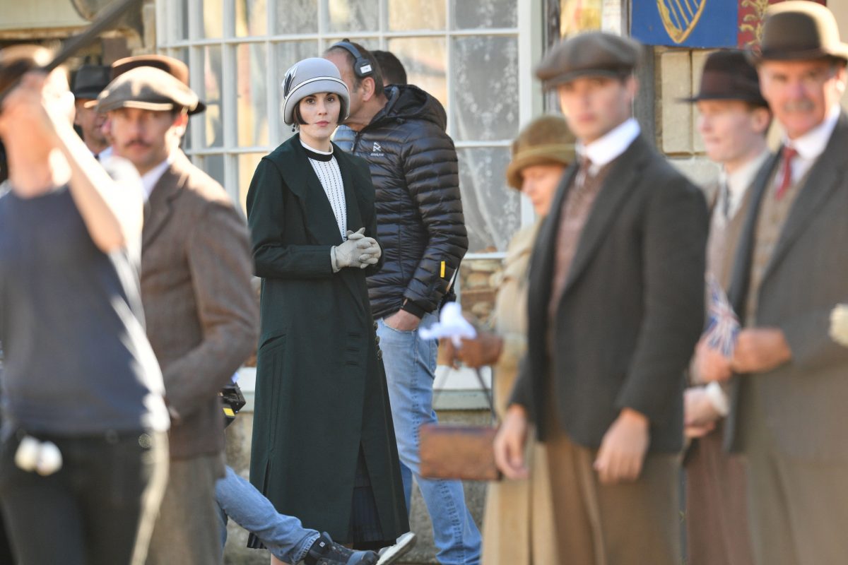 Photo of Unanswered Questions We Have From the First ‘Downton Abbey’ Film