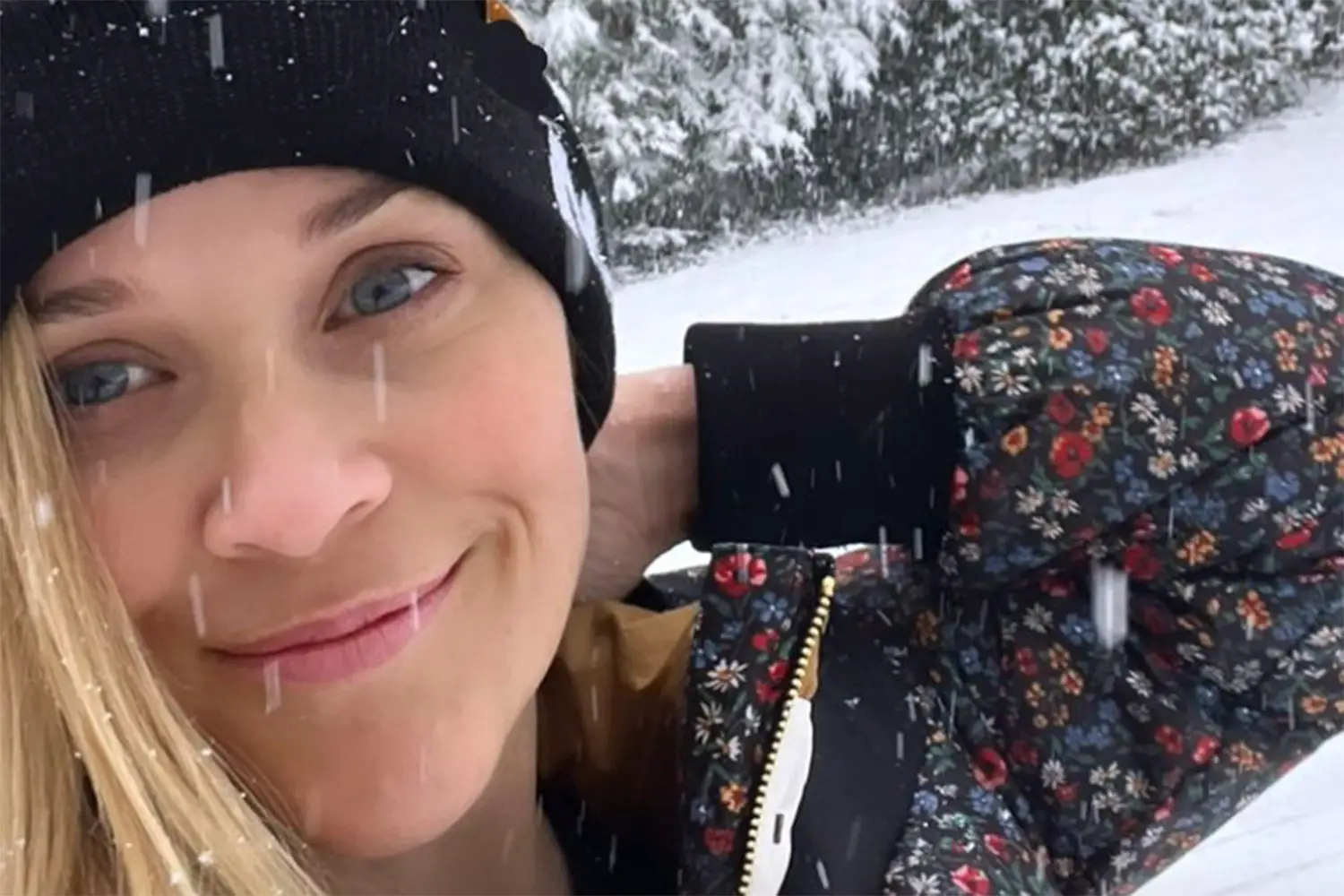 Photo of Reese Witherspoon Channels Her Inner Child with Fun-Filled Snow Day
