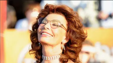 Photo of Sofia Loren urged to stop ‘monster of the sea’