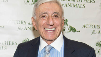 Photo of ‘M*A*S*H’: Jamie Farr Revealed Legendary Hollywood Actor’s Dress He Wore as Klinger