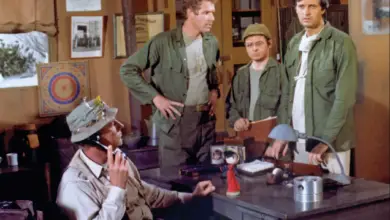 Photo of M*A*S*H’: A Famous Kiss Scene Was Worth $450K