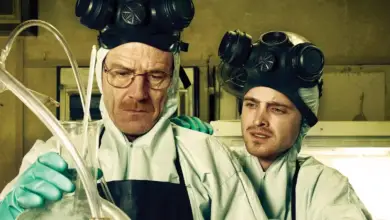 Photo of Breaking Bad: Bryan Cranston & Aaron Paul Learned To Make Meth For The Show